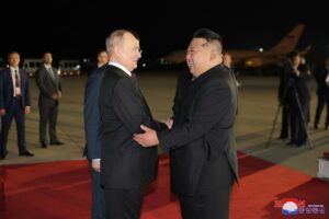 Pionyang destaca la «fortaleza estratégica» de relaciones con Moscú a la llegada de Putin