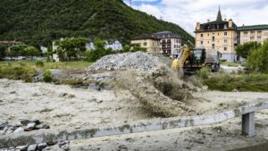 Tres personas desaparecidas por las inundaciones en Suiza