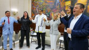 La religión se cuela en la campaña electoral en Venezuela