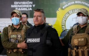 Exjefe militar Zuñiga será procesado por terrorismo y alzamiento armado en Bolivia