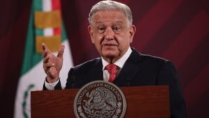 AMLO reconoce producción de droga en México y culpa a Estados Unidos del consumo