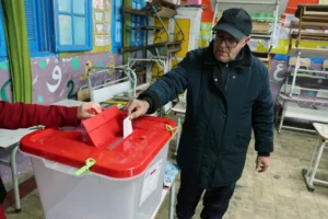 Túnez celebrará elecciones presidenciales el próximo 6 de octubre