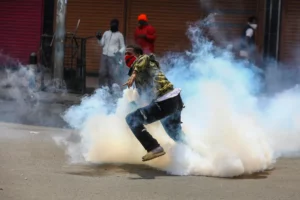 Protestas antigubernamentales en Kenia dejan más de 270 detenidos