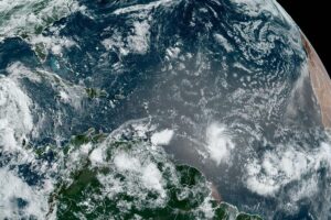 Unicef: Al menos 3 millones de niños, en riesgo por el paso del huracán Beryl en el Caribe