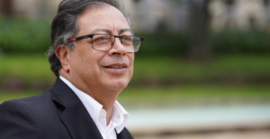 Petro se reúne con exmiembros de las FARC antes de presentar informe sobre la paz a la ONU