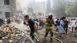 Ucrania pide a EE.UU. ayuda para reconstruir el hospital infantil atacado por Rusia