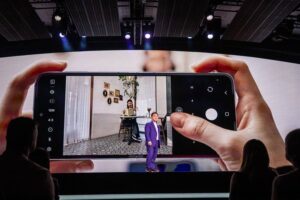 Samsung lleva al Louvre el estreno mundial de sus productos con IA