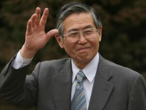 Alberto Fujimori anuncia su candidatura para la Presidencia de Perú