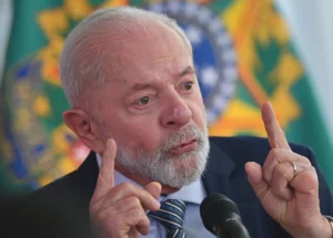 Lula dijo que enviará a Celso Amorim a observar la votación en Venezuela