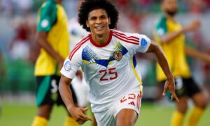 Eduard Bello, flamante refuerzo del Barcelona de Ecuador
