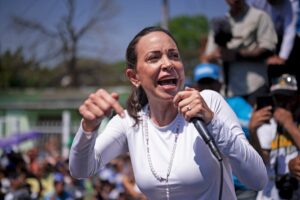 María Corina Machado: «Tenemos 73.20% de actas. Con este resultado nuestro presidente electo es Edmundo González Urrutia»