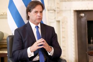 Presidente de Uruguay sobre Venezuela: «Si no mostrás los documentos, es obvio que algo raro hay»