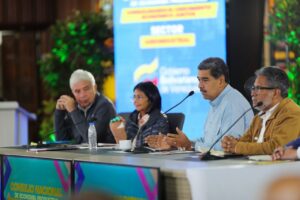Maduro: Guarimberos van para Tocorón y Tocuyito 