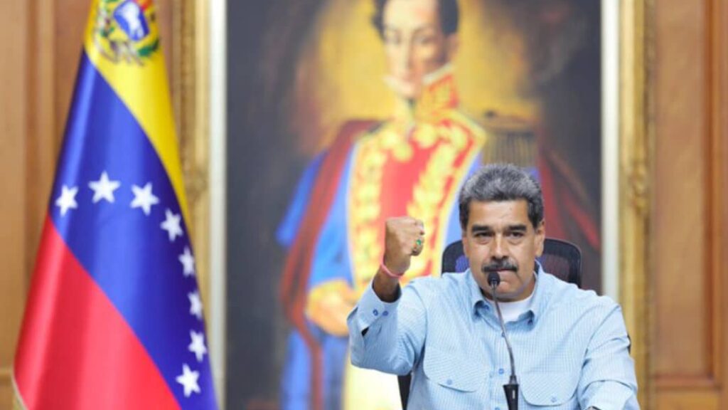 Maduro le responde a EEUU: Debe sacar sus narices de Venezuela