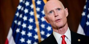 Rick Scott pide a Biden más sanciones contra Venezuela