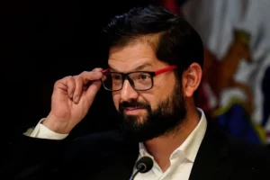 Canciller venezolano responde al presidente chileno: Acá si tenemos un Estado fuerte y una justicia que protege al pueblo y que no lo persigue