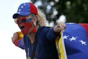 Panamá propone una cumbre regional de presidentes para abordar situación de Venezuela