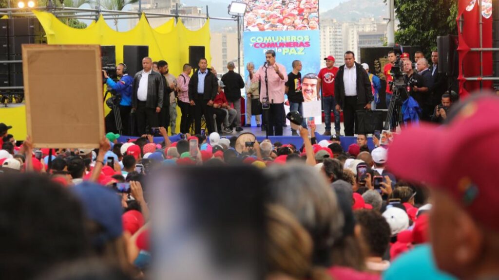 Maduro anuncia la detención de 2.400 personas por “hechos violentos”