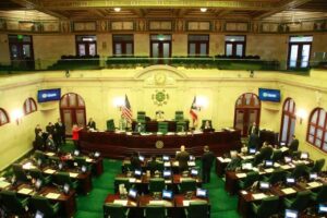 Cámara de Puerto Rico censura a Maduro y reclama transparencia electoral en Venezuela