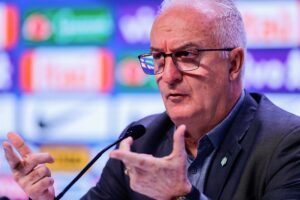 Dorival garantiza el retorno de Neymar a la selección cuando se recupere «por completo»
