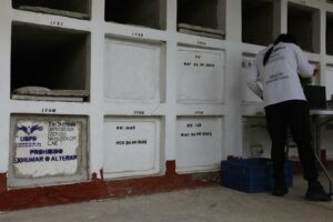 Una familia recibió los cuerpos de 2 seres queridos desaparecidos hace 15 años en Colombia