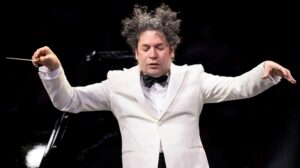Dudamel y la Filarmónica de LA abrirán celebración del Mes de la Herencia Hispana en EEUU