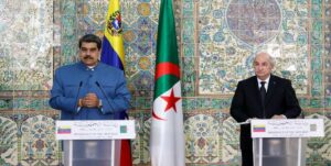 Maduro felicita a Tebboune por su victoria en Argelia