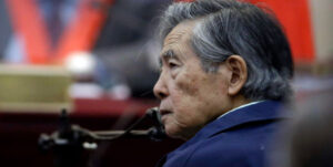 Perú: Médico del expresidente Fujimori aseguró que lucha por su vida