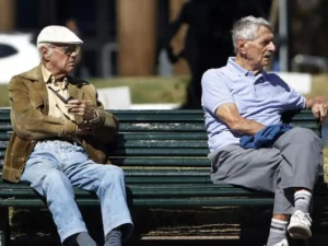 España, el país con más esperanza de vida de la UE pero también con más enfermos crónicos