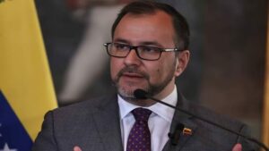 Gobierno dice que canciller español es «chantajeado»