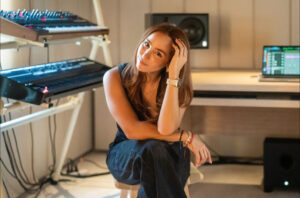 Venezolana Bere Gonzalo con el Latin Grammy en la mira