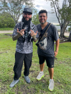  De la mano de los venezolanos DeMasters: Farruko rompe esquemas con «Mpenzi Wangu»  