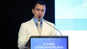 Noboa cancela su visita a Brasil por la crisis en el ministerio de Interior
