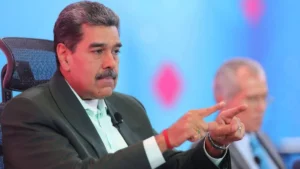 Maduro: Es una estupidez pensar que pueden vetar el derecho a Venezuela a pertenecer al nuevo mundo
