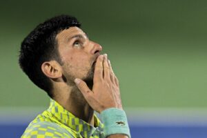 Djokovic no jugará las Finales ATP por lesión