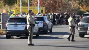 Tiroteo en campus de universidad deja un muerto y varios heridos en Alabama de EEUU