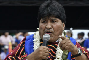 Morales dice que Rusia lucha por la seguridad mundial y tiene derecho a defenderse