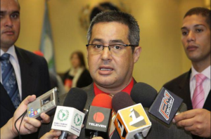 Giuson Fernando Flores, hermano de Cilia Flores, será nuevo director del Saime
