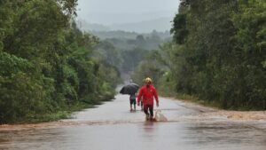 Brasil: Lluvias vuelven a azotar el sur y dejan al menos 1.300 damnificados