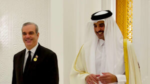 Presidente Abinader se reúne con emir de Qatar