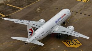 Aerolíneas europeas pierden terreno ante sus rivales chinos por el cierre del espacio aéreo ruso