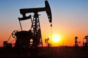 Producción de petróleo de la OPEP+ en noviembre creció en 323.000 b/d frente a octubre