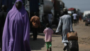 Al menos 34 niños muertos en una estampida en una feria en Nigeria