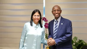 Delcy Rodríguez se reunió con Secretario General de la Organización Africana de Productores de Petróleo