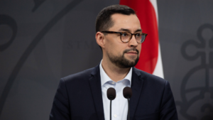 Primer ministro de Groenlandia expone los deseos del pueblo isleño