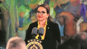 Convocan una reunión urgente de la CELAC