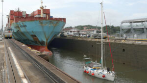 Colombia y Costa Rica pueden transitar de manera gratuita por el canal de Panamá