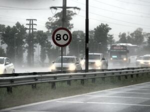 Alerta por fuertes tormentas en Buenos Aires