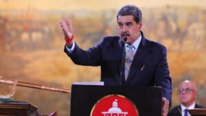 Presidente Nicolás Maduro entregó propuesta de reforma constitucional a la Asamblea Nacional