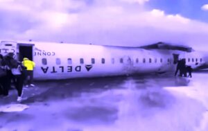 Nueve heridos tras estrellarse avión de Delta en aeropuerto de Toronto